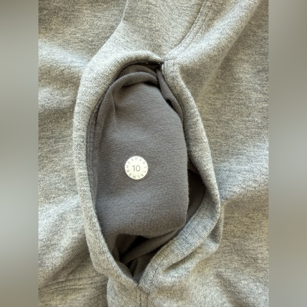 Lululemon — Scuba Cropped Hoodie — Size 10 - Picture 8 of 15